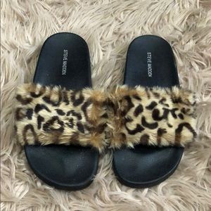 Steve Madden Slides